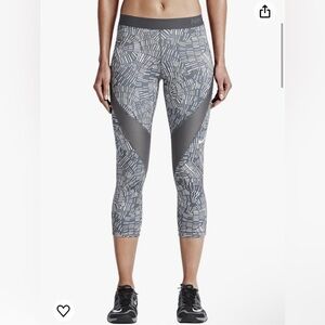 Nike Pro Capri leggings